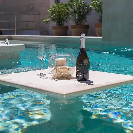 In With Outdoor Swimming Pool * Pula